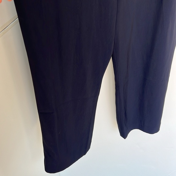 The Japanese GoWeave Essential
Jumpsuit sleeveless wide leg
 Size 6 Navy - Picture 2 of 11
